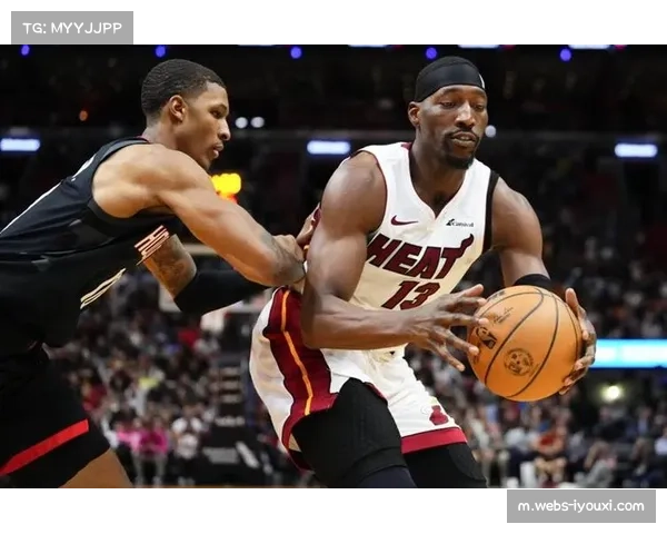 阿德巴约高位挡拆参与度提升 热火进攻发起依赖内线策应点